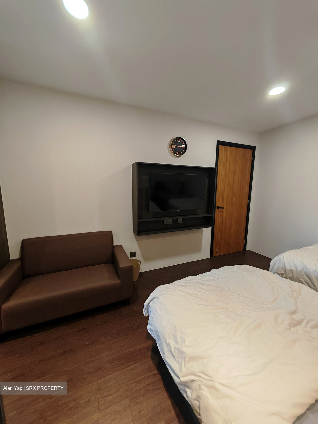Serangoon Road (D8), Shop House #614690001